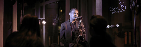 Ihr Kontakt zu mister saxr